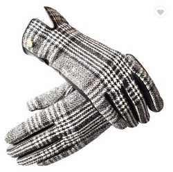 retro-vintage-gloves-250x248-a-treasure-trove-of-incredible-onlne-finds. timeless classics