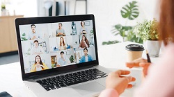 what-are-online-classes-vs-traditional-classes-250x140-a-treasure-trove-of-incredible-online-finds. best online homeschool program
